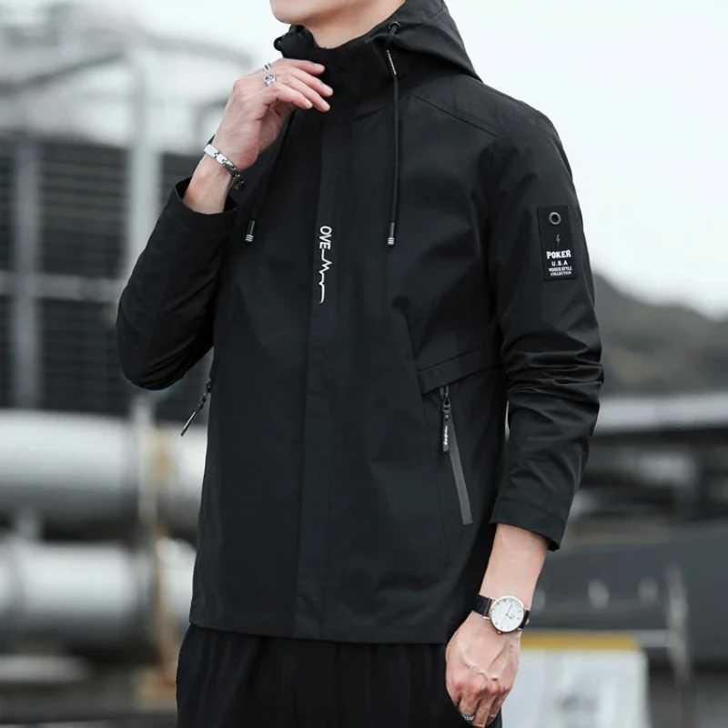 Autumn and Winter Mens Hooded Jacket Womens Waterproof Windbreaker Outdoor Fishing Fourseason Mountaineering Clothing Trend W251023