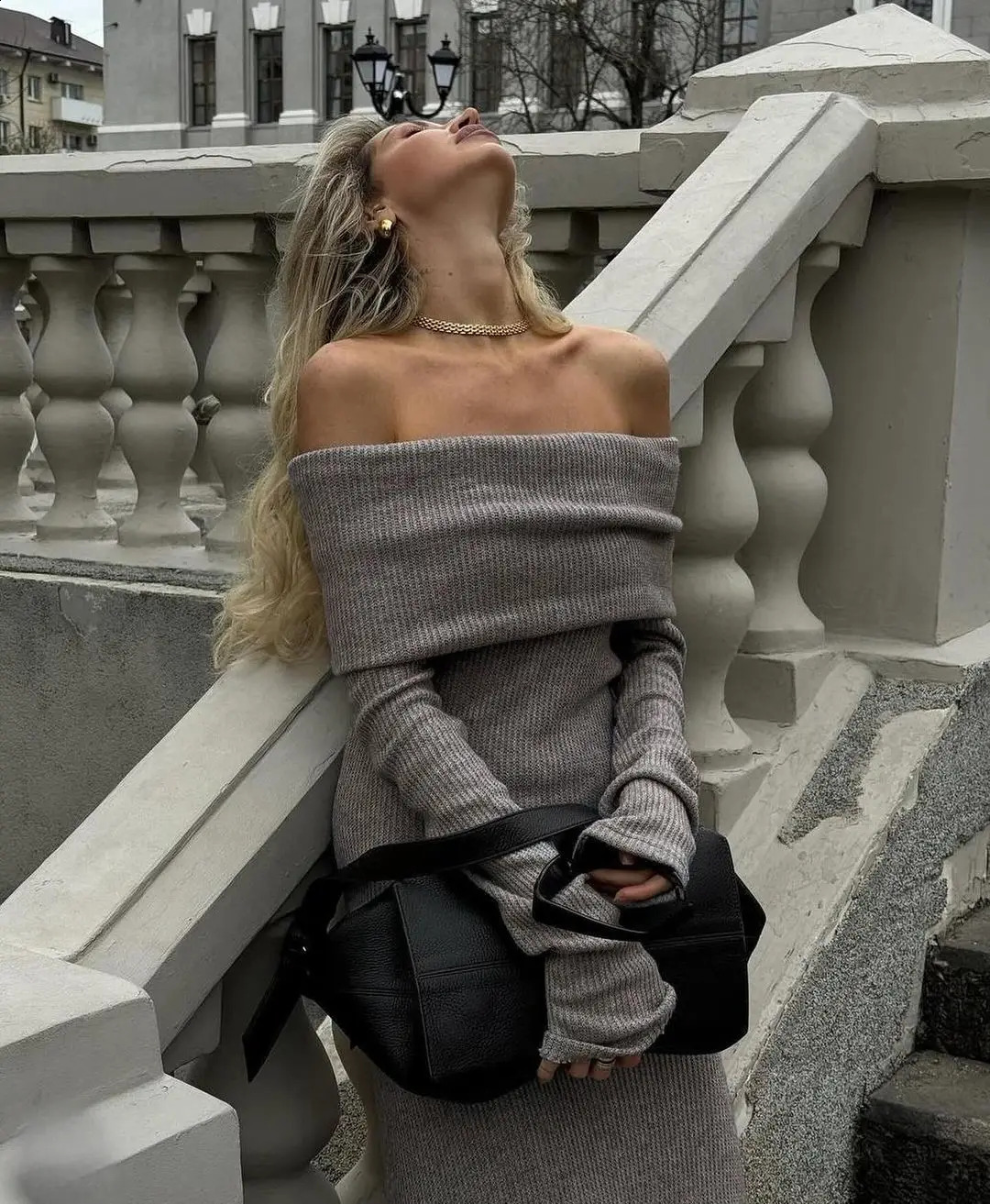 Socialites One Neck Sweater Dress Long Style with Highend Feel Waist Bag and Buttocks Collection Skirt for Women 251022