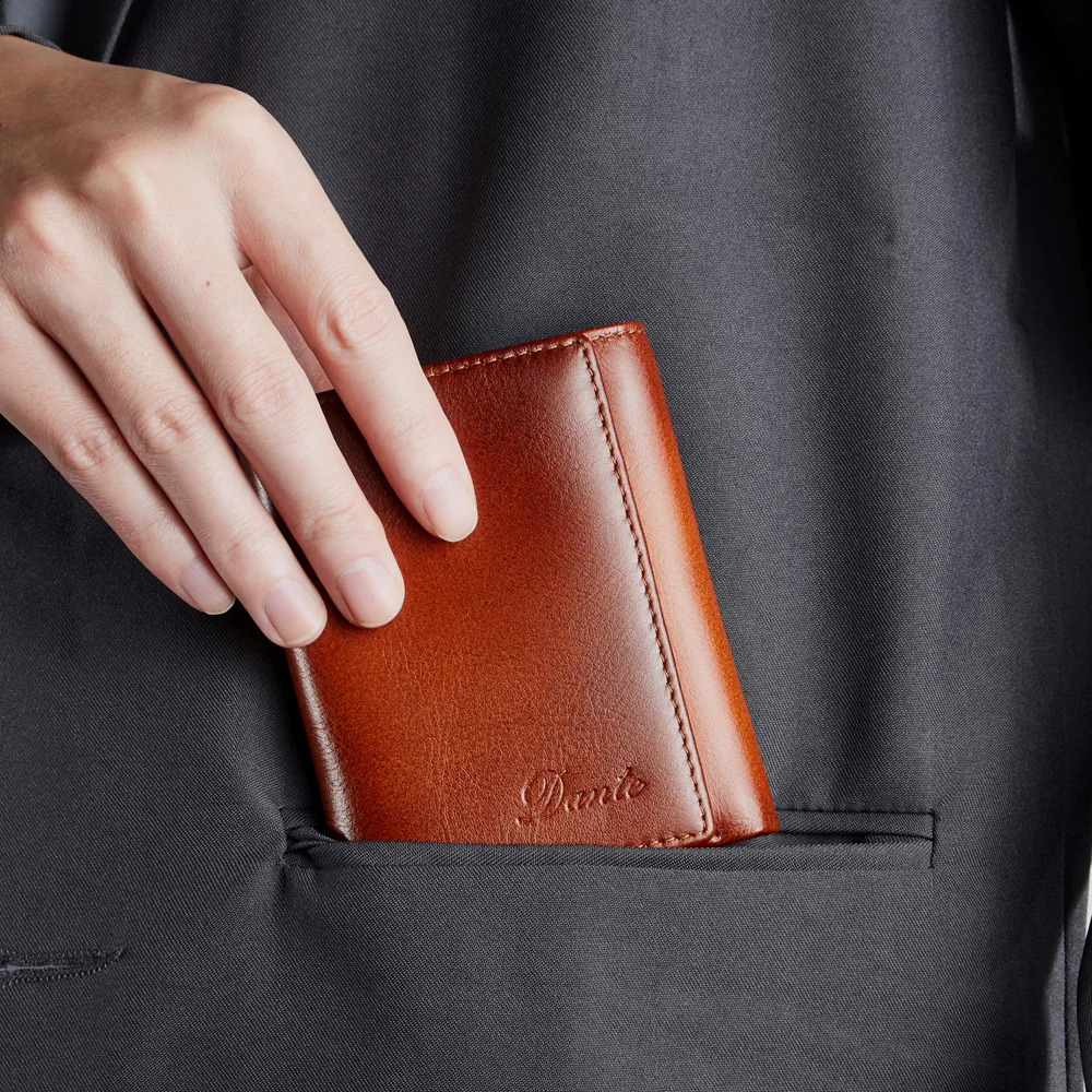 Dante Retro Three Fold Genuine Leather Mens Wallet with AntiTheft Card Swiping Head Layer Cowhide Wallets Multiple Card Slot251023