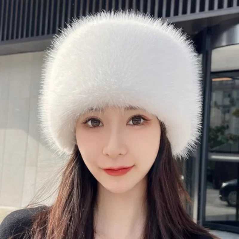 Warm Outdoor Girl Earmuff Women Winter Hats Faux Fur Headband Fluffy Russian Caps Fur Faux Bomber Cap BeaniesXJ251023