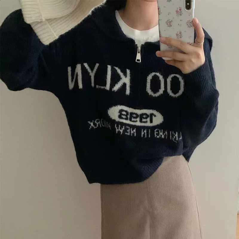 Trend Letter Embroidery Womens Sweater Half Zipper Crew Neck Sweater Woman Autumn Winter Loose Long Sleeve Short Pullovers Lady 251023