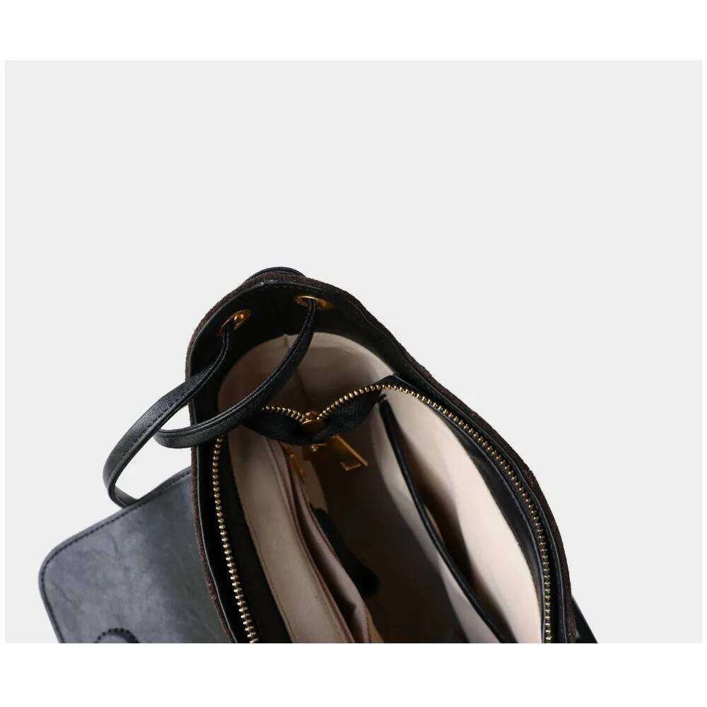 Niche Portable Matte Leather Bucket Women's High Mercerized Suede Contrasting Color Light Shoulder Messenger Bag