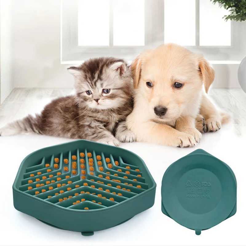 Pet supplies Silicone Dog Lick Mat for Dogs Pet Slow Food Plate Nonsliping Pet Sucker Food Feeder Dog Cat Basin Meal Cushion Y251023
