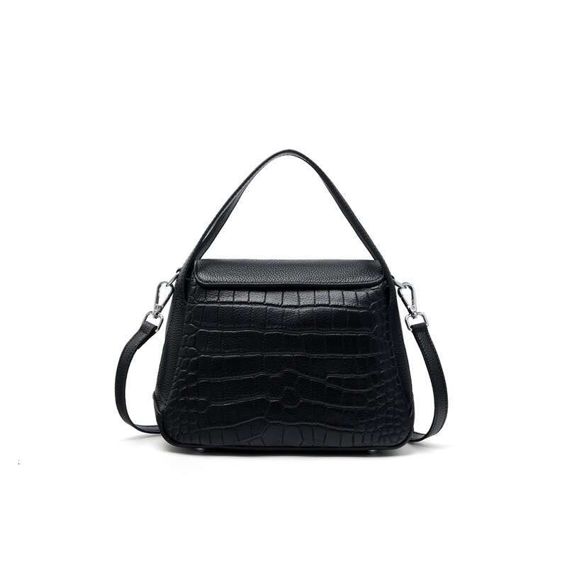 Luxury bag Commuting Versatile Genuine Leather Women s Large Capacity Shoulder Crossbody for Office Workers Small Tote Bag with Niche High End Feel