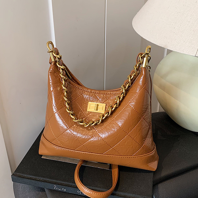 Luxury Brand Designer Bag High-End Oil Leather Small Bag 2025 New Quilted Embroidery Versatile Crossbody Bag Women's Shoulder Underarm Bag