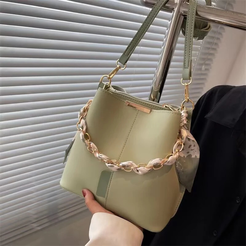 Autumn And Winter High Quality Womens Crossbody Fashion Casual Underarm One Shoulder Versatile Bucket Bag 251018