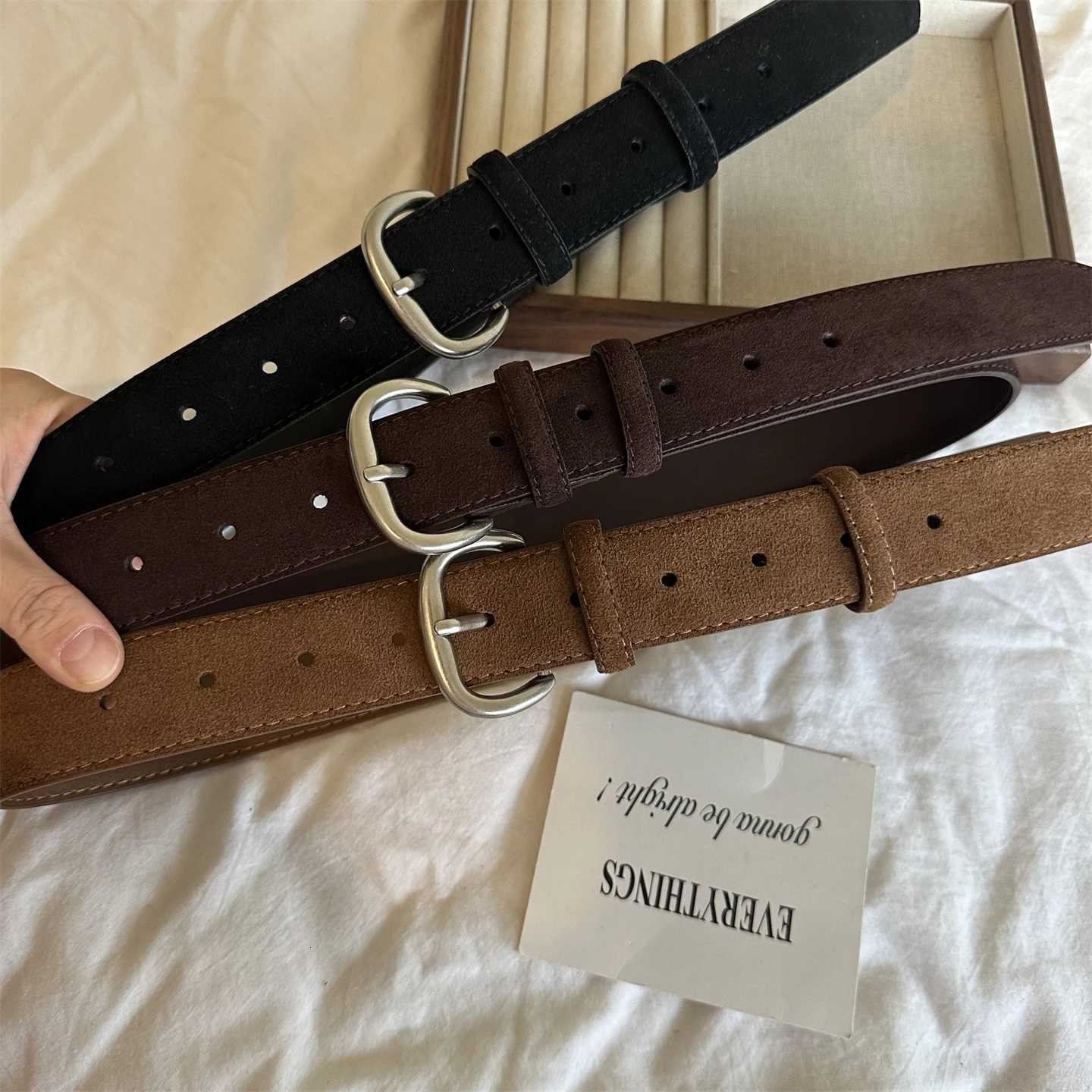 Retro Leather Belt for Women InfluencerApproved Luxurious VintageInspired Style Minimalist Suede Wide Waistband Autumn NewXJ251023
