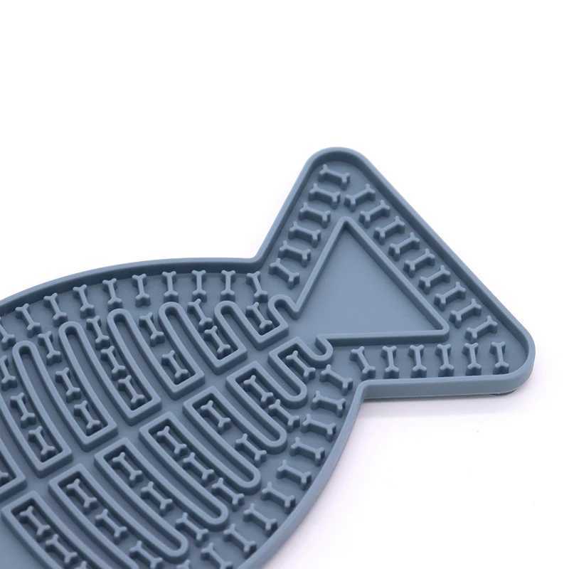 Pet Silicone Licking Mat Cat Antichoking With Slow Food Bowl Dog Bathing Distracted Licking Plate Cutlery Pet Supplies Y251023