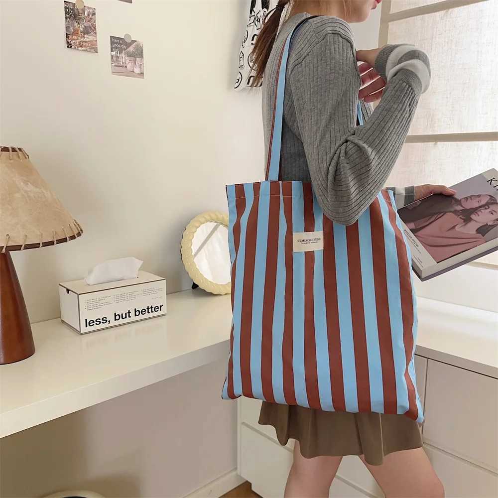 Vintage Stripe Womens Canvas Shoulder Bag Large Capacity Female Daily Shopping Bags Casual Portable Ladies Travel Tote HandbagsL251023