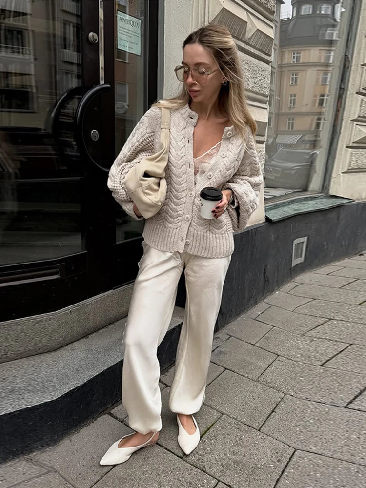 Casual Solid Knitted Women Cardigan Long Sleeves Oneck Single Breasted Female Sweater Autumn Winter Fashion Lady Knitwear 251022