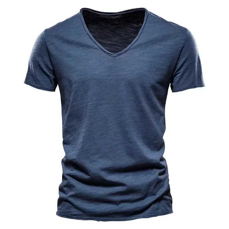 New 100 Cotton Men T Shirt Tops V Neck Thin Short Sleeve Tees High Quality Mens Fashion Fitness Hot Tshirt For Men Size S5XLXJ251023