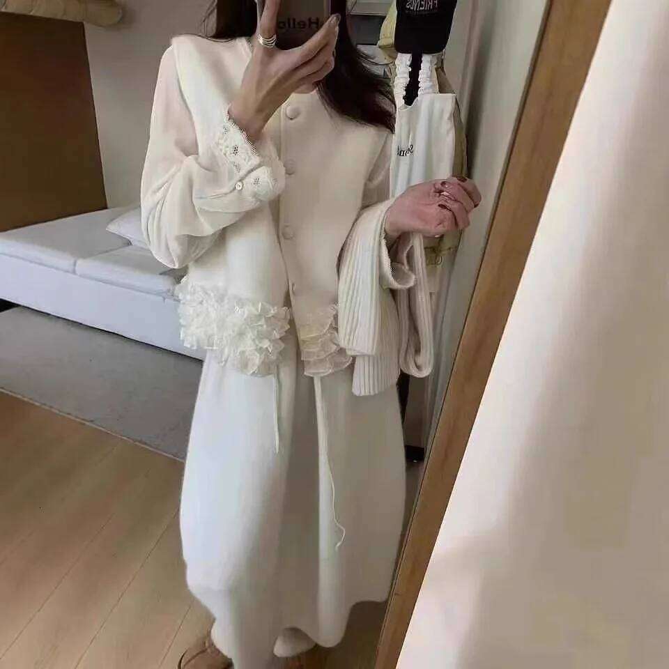 Sweater Vest New Korean Temperament Splicing Lace Thickened Women's Winter Sweatshirt