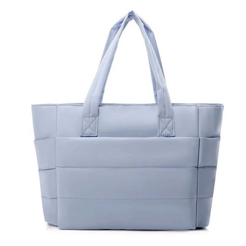Padded Tote Bag Puffy Large Capacity Handbag Suitable for Travel Beach Gym Portable handbag Shopping Multiple Pockets Mummy BagsL251023