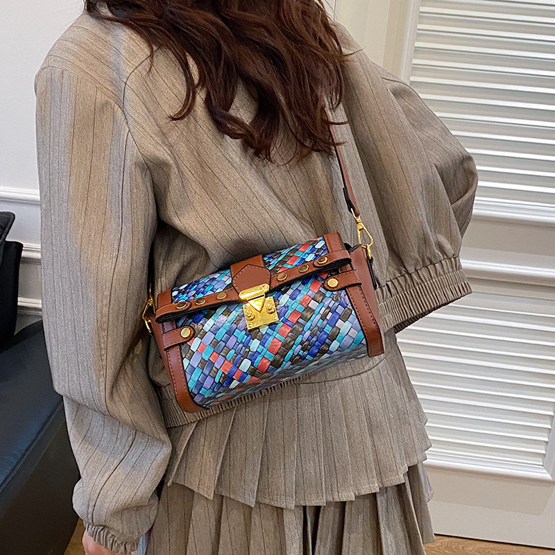 Luxury Brand Designer Bag 2025 New Women's Fashion Chain Versatile Elegant High-End Rivet Large Capacity Shoulder Crossbody Bag