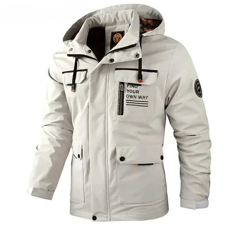 Spring And Autumn New Mens Windbreaker Outdoor Soft Shell Windproof Waterproof Jacket LongSleeved Hooded Solid Color Jacket W251023