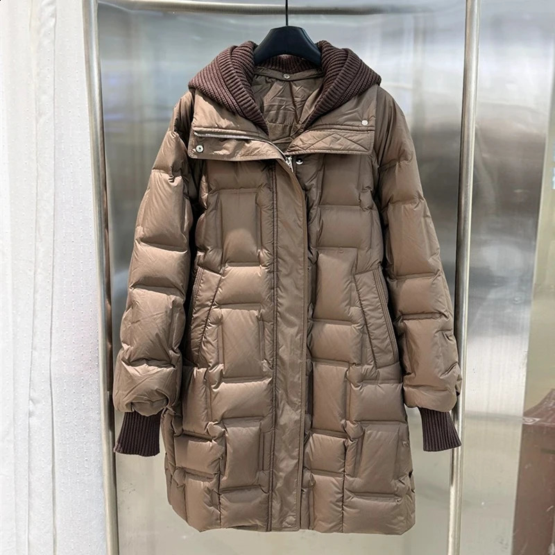 Lagabogy Winter Women Long White Duck Down Jacket Female Casual Loose Warm Parkas Knitted Hat Detachable Puffer Coat 251022