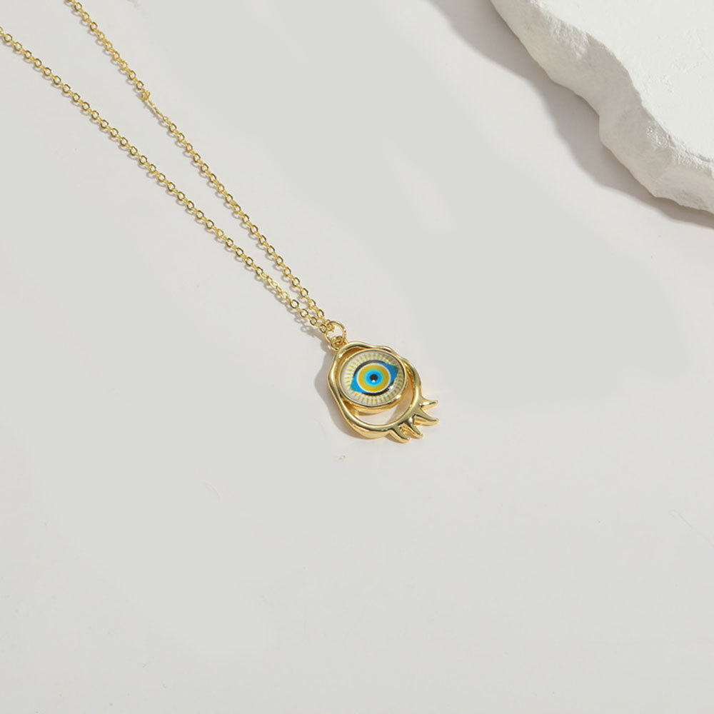 Gold necklace Fashionable Evil Eye Necklace Zircon Drip Oil Pendant Brass Gold Plated Retro Eyelash Design necklace for women and men