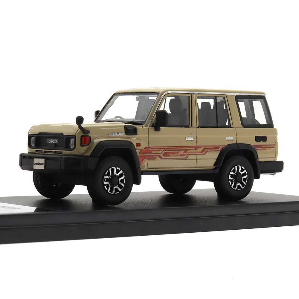 History Brand Model Car 143 TOYOTA LAND CRUISER70 AX2023Resin Car Toy Vehicles Metal Model Car Decoration Kids Gift BoyT251023