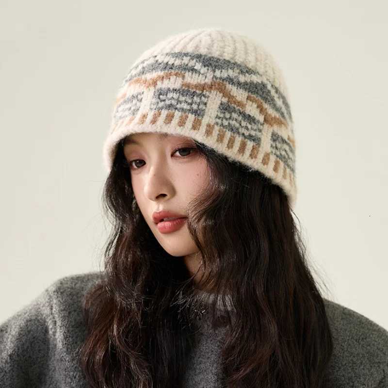 Jacquard Knit Fishermans Hat Winter Vintage Wool Beanie ColdProtecting EarCovering PullOver Hat TrendyXJ251023