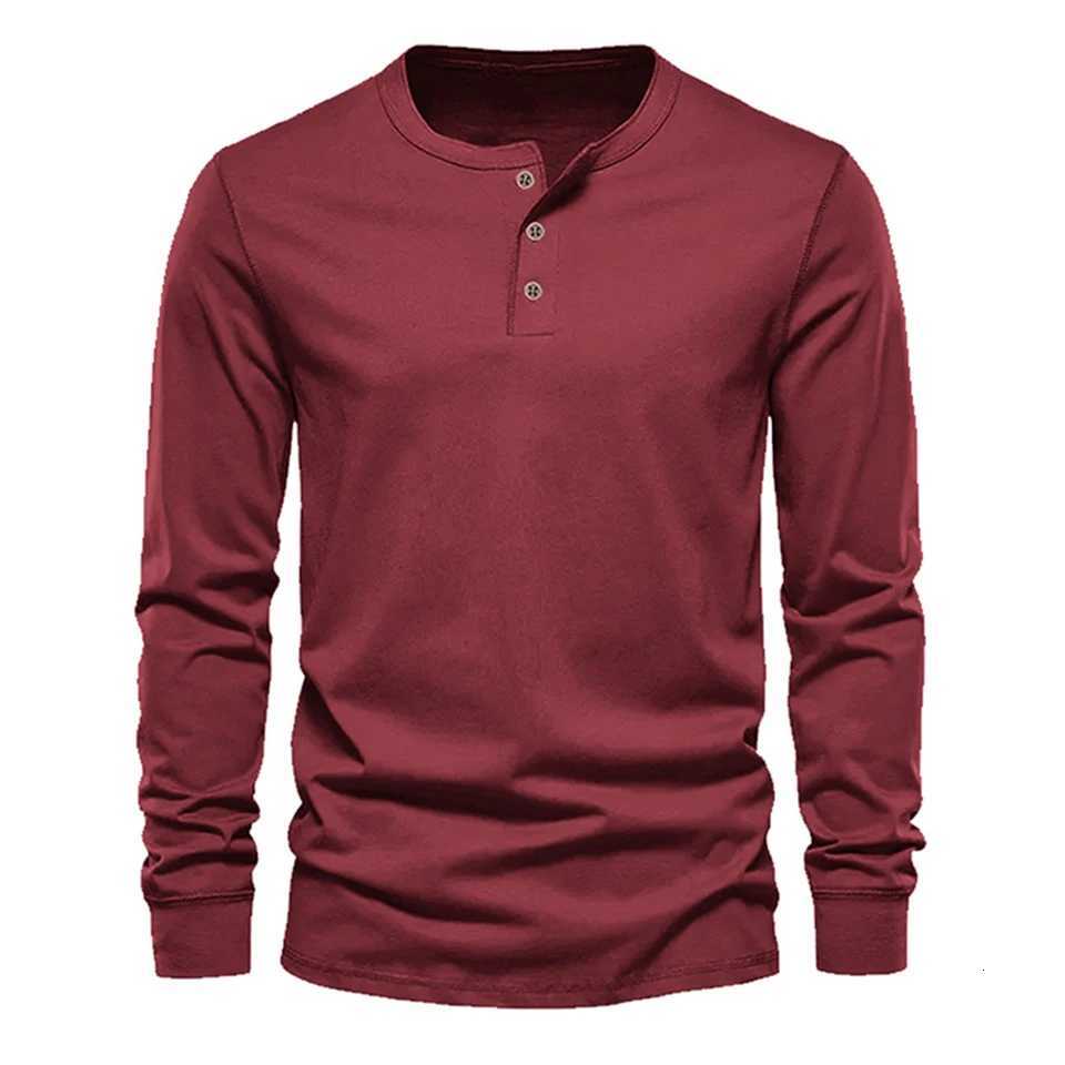 Mens Solid Long Sleeve round Collar T Shirt Casual and Soft Pullover in Light Green Ideal for Outdoor ActivitiesXJ251023