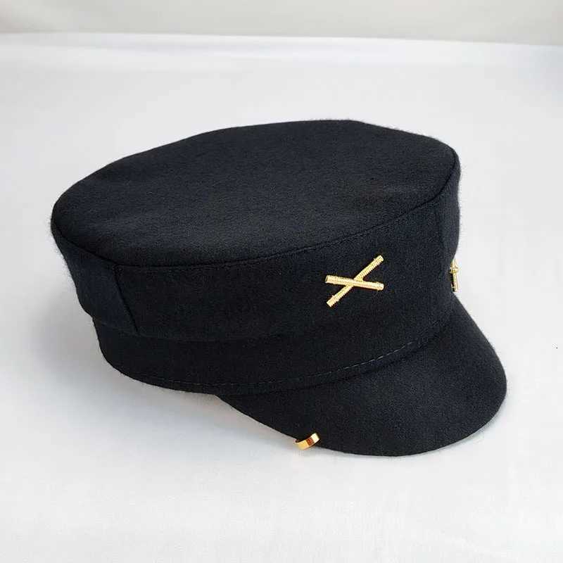 Designer Brand Earring Woon Newsboy s for Wen tter Militray Hat Flat Top Casual Gorras Visor Navy HatsW251023