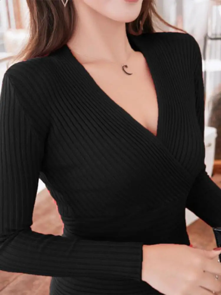Short Basic Sweaters Women Sexy Deep V Neck Sweater Womens Pullover Slim Bottoming Sweaters Female Elastic Cotton Tops 251020