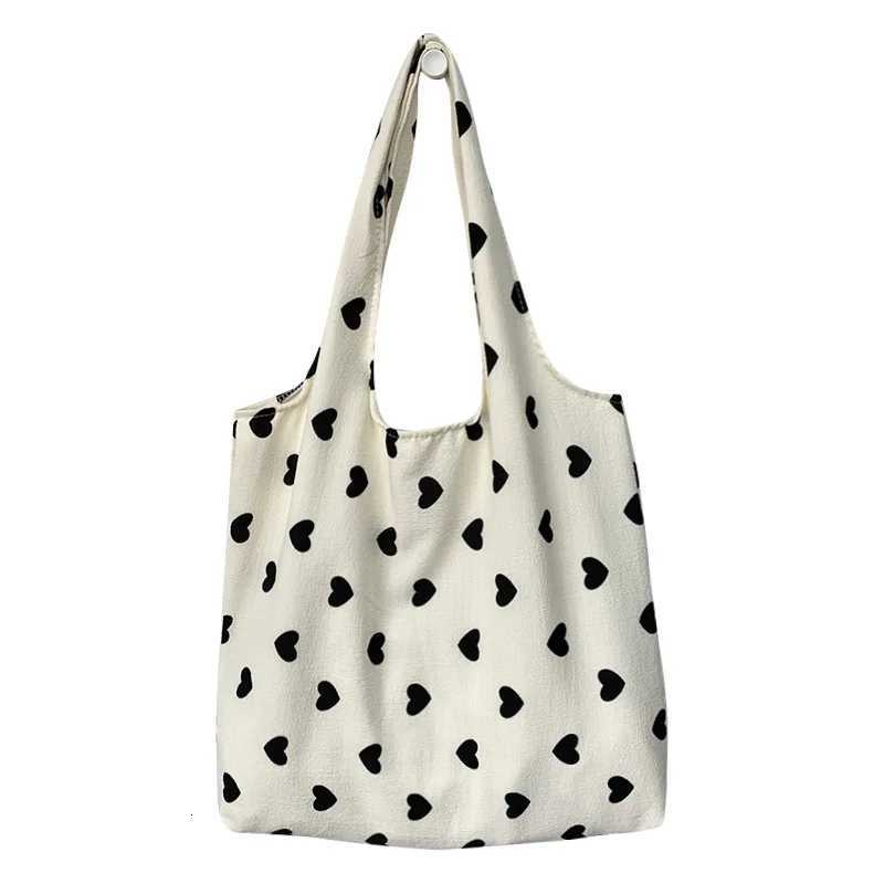 Sweet Love Heart Womens Shoulder Bag Large Capacity Handbags Vest Bags Clutch Cosmetic Bag College Girls Book Tote Shopping BagL251023