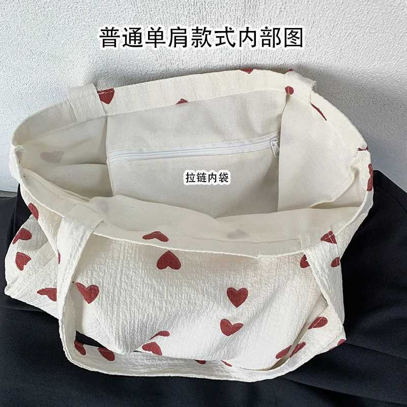 Sweet Love Heart Womens Shoulder Bag Large Capacity Handbags Vest Bags Clutch Cosmetic Bag College Girls Book Tote Shopping BagL251023