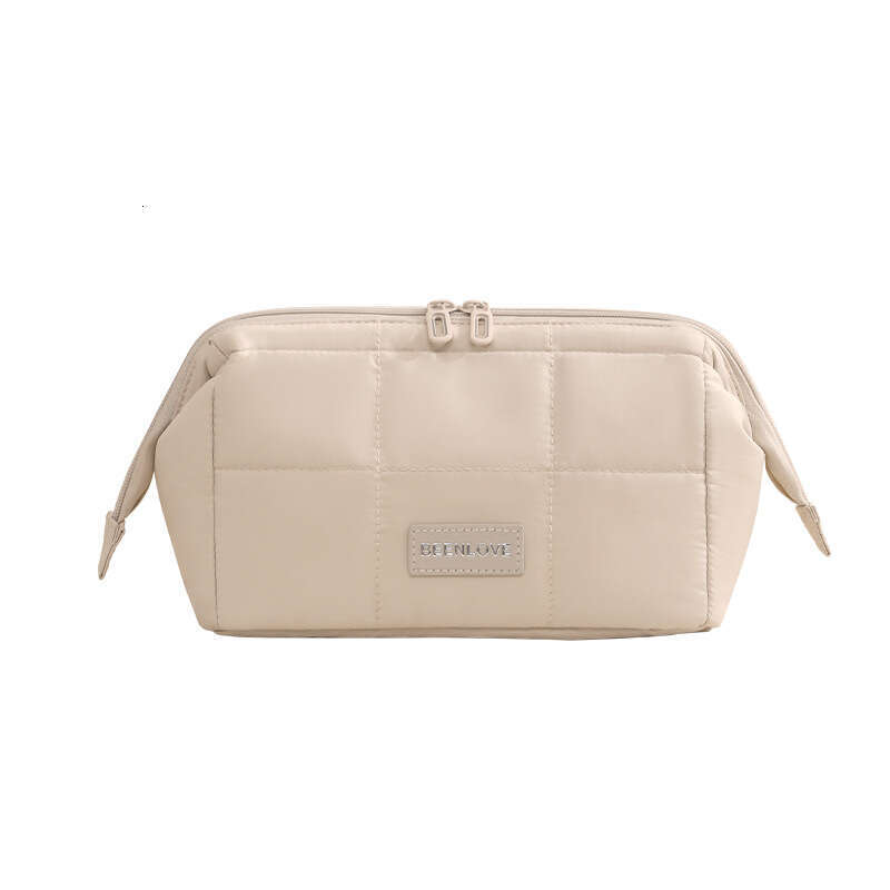 Runhui New Cloud Frame Cosmetic Storage Travel Toiletry Handheld Makeup Bag Large Capacity