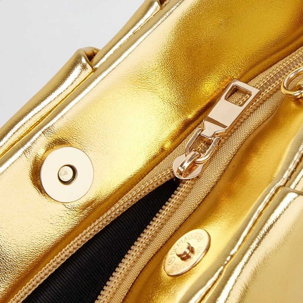 Folded Cloud Bag for Women Foreign Trade Style Trendy Silver HandbagVersatile Ins Chain Crossbody Bag Purses and Handbags251023