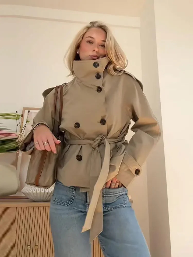 Chic Belt Short Trench Coat Women Stand Collar Double Breasted Pocket Long Sleeve Coats Autumn Lady Commute Outwear 251013