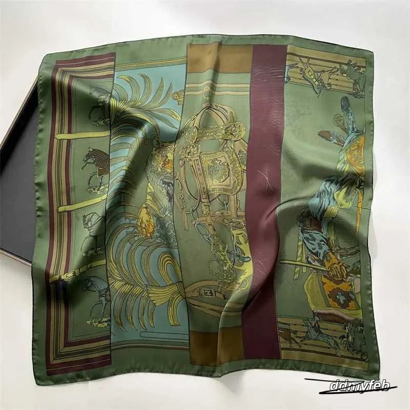 Animal Scarf: 27.5 Square Silk Bandana Scarf For Women - 70S Headband Style, Breathable Green Horse Print Ddmyfeb