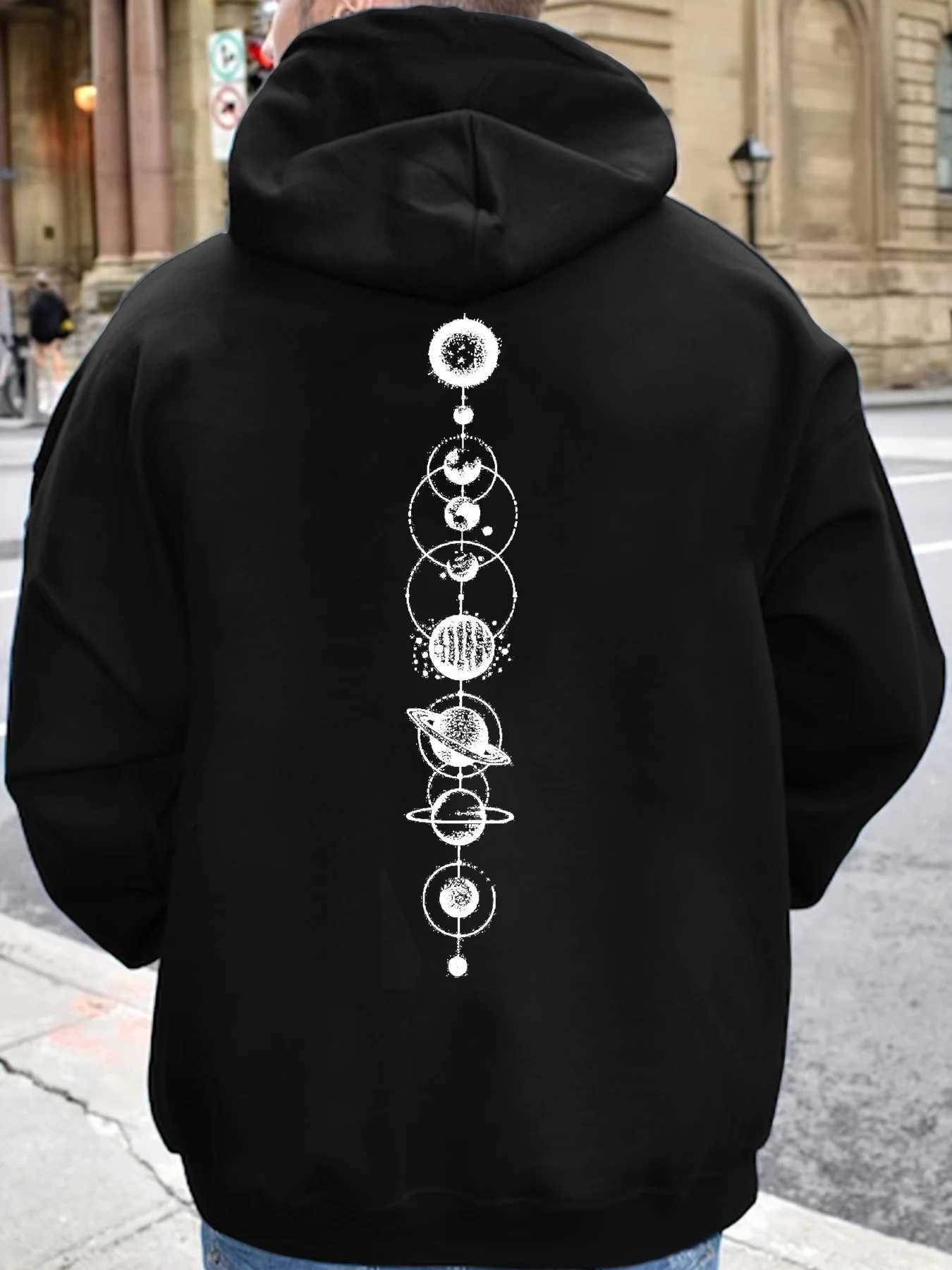 Mens autumn and winter casual fashion loose hooded sweatshirt with space planet pattern printed long sleeved warm pulloverT251023