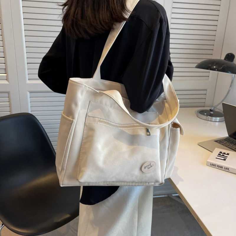 Large Capacity Student Tote Bag New Canvas Commuter Handbag Women Bag Tote Bags for Women Womens Fashion Shoulder Bag ClassL251023