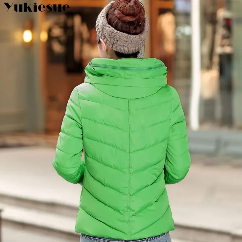 clothes Winter XXXL Jacket Women hooded Solid Color Short Female Coat Parka Outwear For Women Jaqueta Feminina Inverno 251013