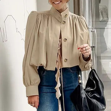 2025 Pleated Stand Collar Jacket For Women With Shoulder Pad Long Sleeve Short Coat Lady Casual Chic Streetwear Outwear Jackets 251018