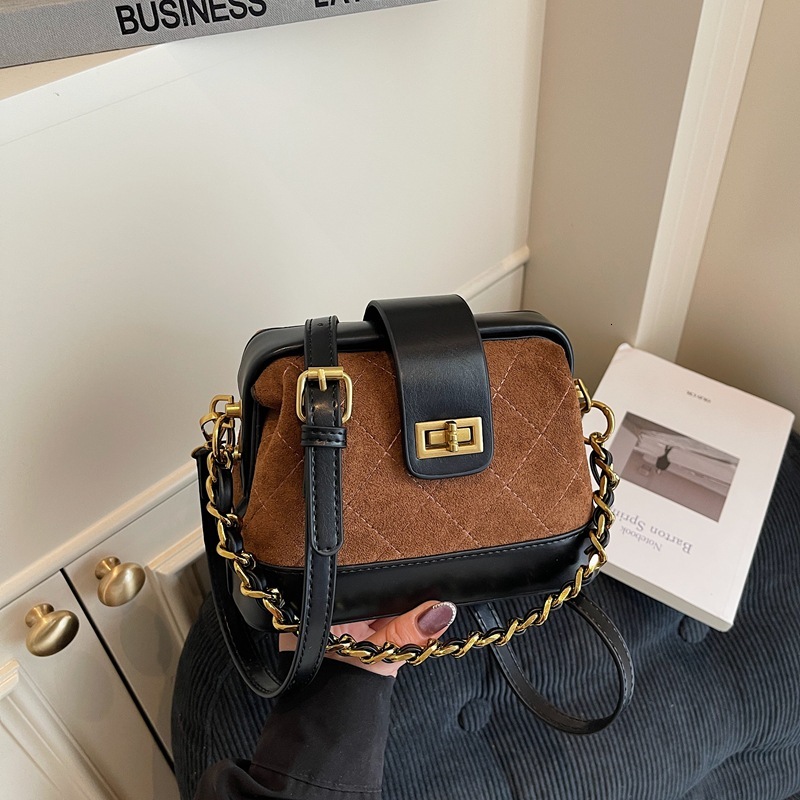 Luxury Brand Designer Bag Women's Bag New 2025 Autumn Small Style Quilted Chain Shoulder Bag Handbag Messenger Bag Versatile Crossbody Bag