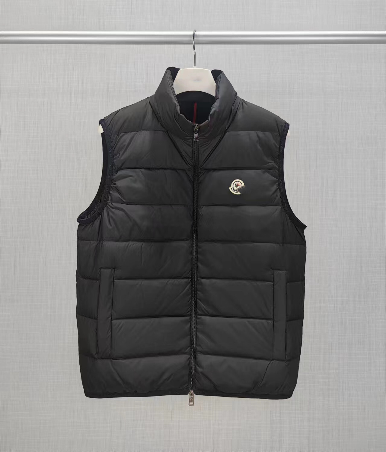 Designer Monclur Puffer Jacket Maya Vest Down jacket Gilet Man Womens Feather Filled Coat Body Fashion Warmer top high quality 90%white duck down winter warm 364