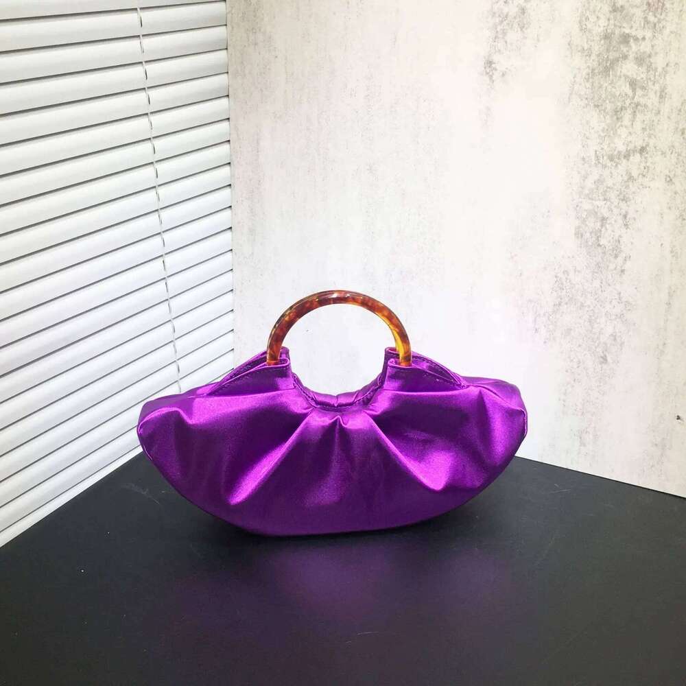 Satin Dinner Designer Pleated Silk Cloud High Quality Acrylic Handle Handbag for Women Evening Party Clutch Bag