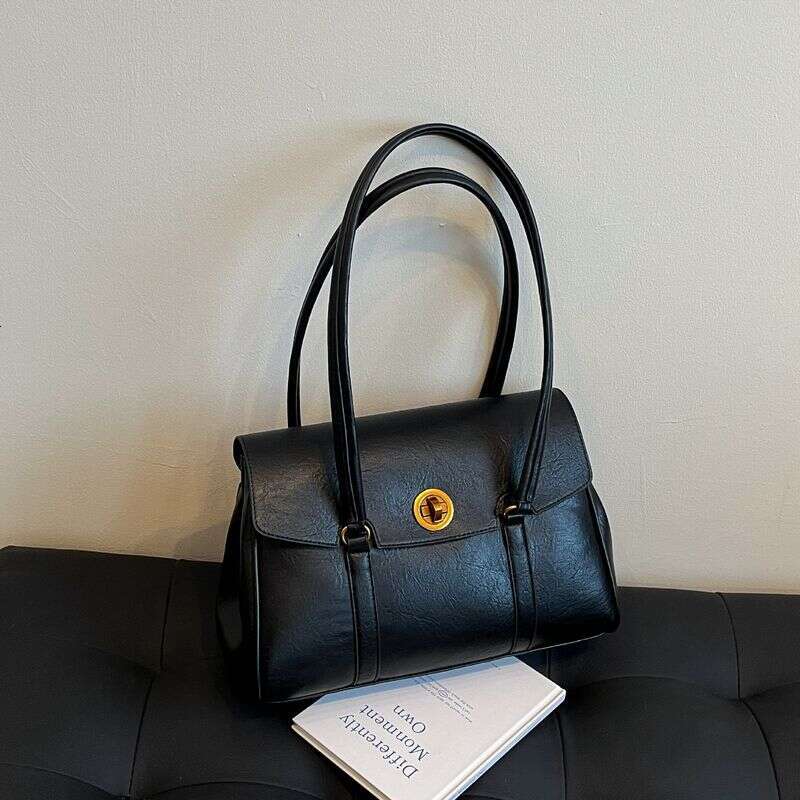 Light French Style Large Capacity Shoulder New Trend Bags With Lock Buckle Simple Commuting Tote Armpit Bag