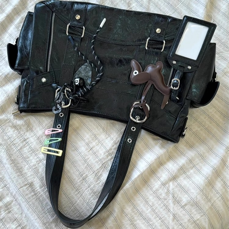 Luxury Brand Designer Bag Sweet Cool Style Large Capacity Tote Bag 2025 New Trendy Personality Versatile Handbag Uniform Bag Simple Y2k Shoulder Bag