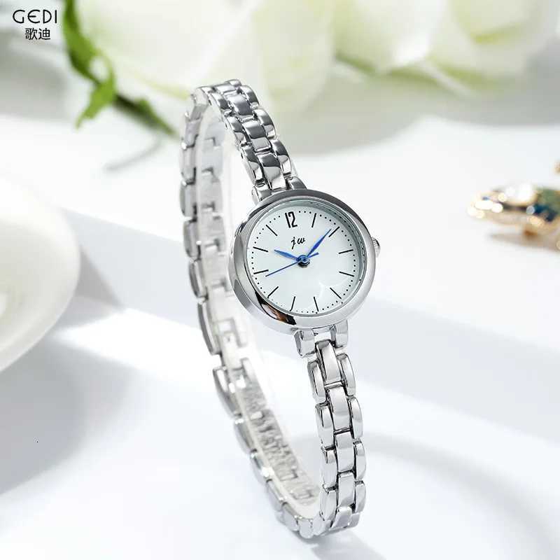UTHAI W103 Women Fashion Quartz Watch Clock Minimalist CollegeHigh School Girls Wristwatch Female Metal Bracelet Watches GiftL251023