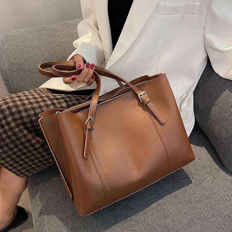 High Capacity PU Tote Bag New Women's Vintage Zipper Magnetic Snap Shoulder Bags Fashion Versatile Commuter Class Handbag
