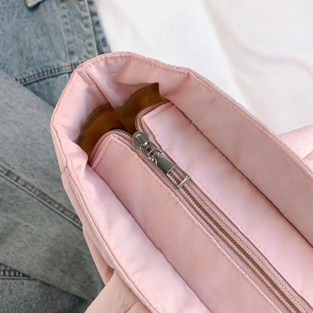 Korean Style Down Cotton Shoulder Bag Solid Color Large Capacity Cottonpadded Tote Bag Lightweight Space Cotton Nylon HandbagL251023