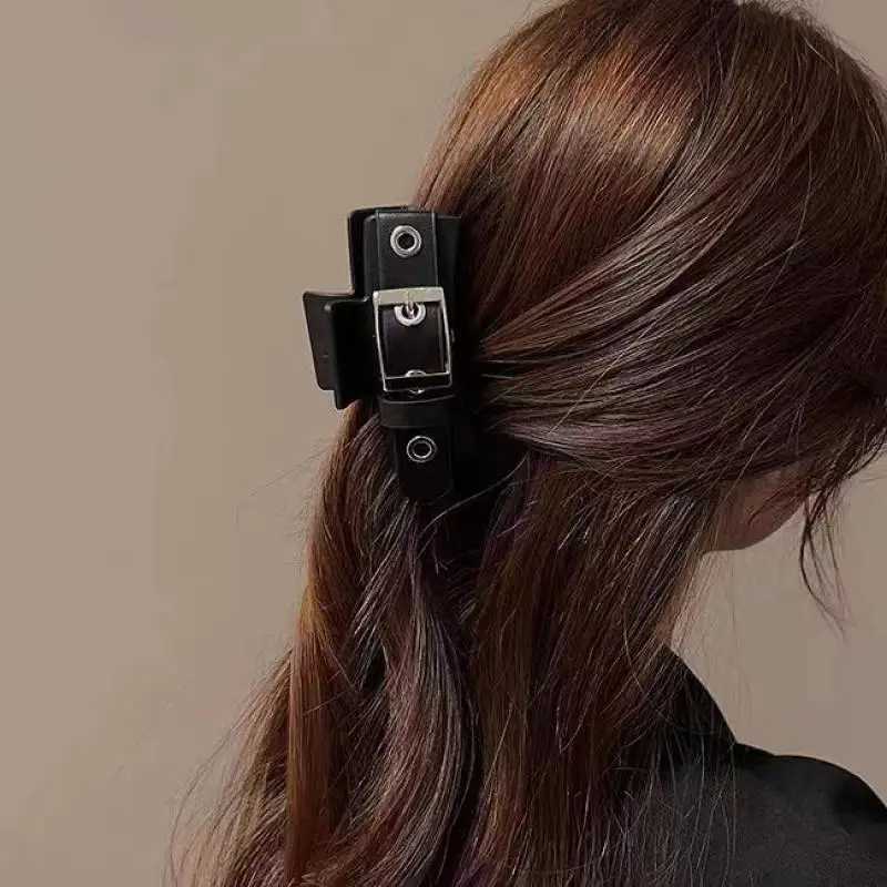 Black Leather Str Square Novelty Hair Cl Punk Style Y2K Hair Accories for Wen Cool Shark Clip Unique Fashion Hairpin Y251023