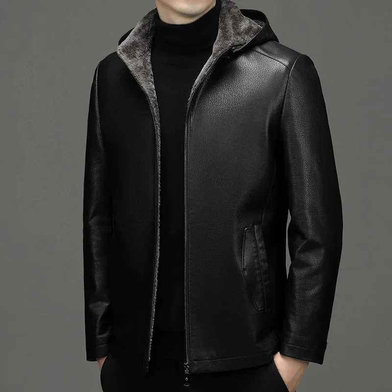 High Quality Middleaged Men Winter Leather Coat Thick Leather Detachable Hooded Jacket Warm Fleece Biker Jacket Men PU022 W251023