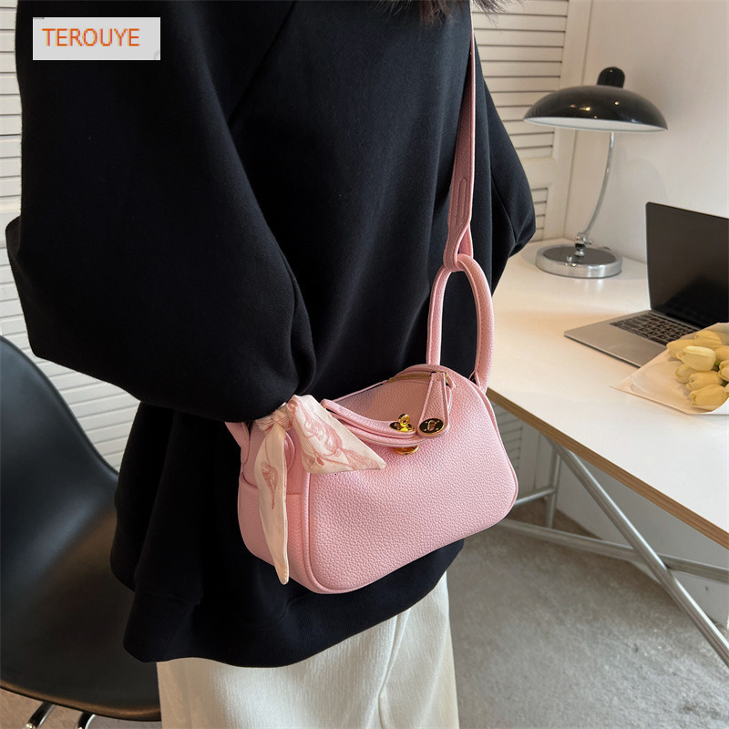French niche design handbag autumn and winter new fashion texture style scarf design women's shoulder bag elegant luxury designer bag