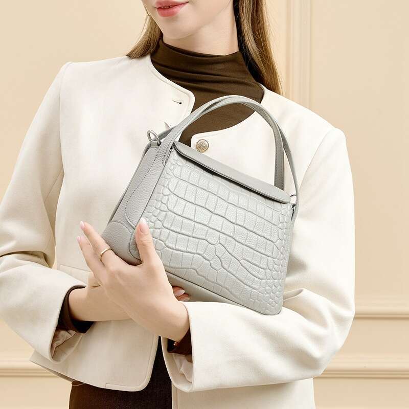 Luxury bag Commuting Versatile Genuine Leather Women s Large Capacity Shoulder Crossbody for Office Workers Small Tote Bag with Niche High End Feel