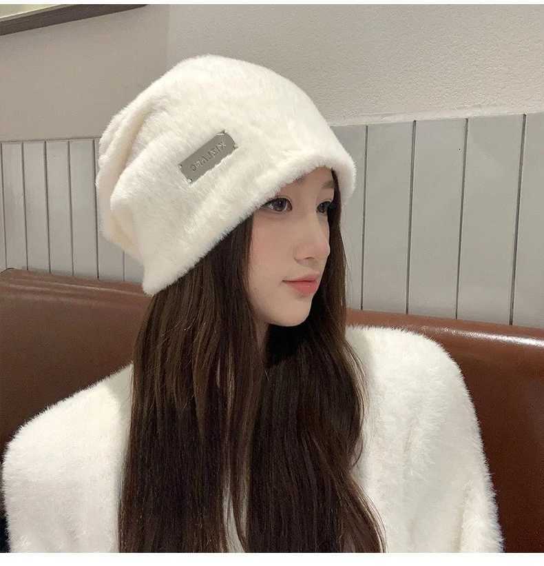 Autumn Winter Fashion Beanies Outdoor Casual Loose Knitted Hat Versatile Warm Thickened Pullover Cap for WomenXJ251023