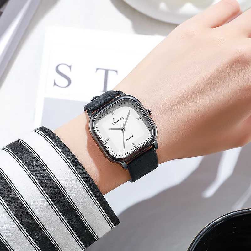 Fashion Square Dial Mens Watches Minimalist Luxury Quartz Wristwatche Casual Business Leather Strap Wristwatch Reloj HombreL251023